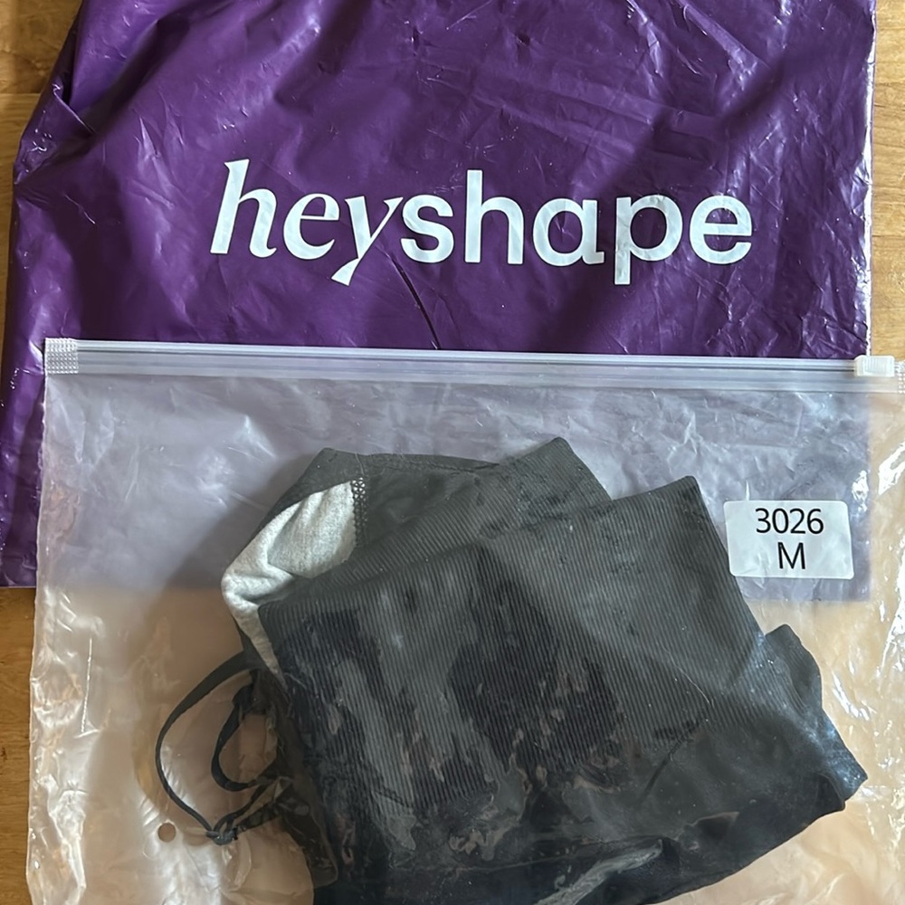 Brand New Heyshape black bodysuit